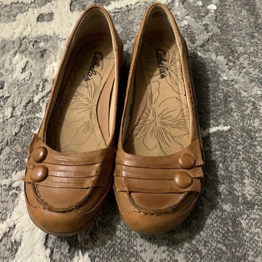 Womens Cabelas 84057 Slip On Shoes  Leather Uper Tan Mary Jane Sz 8Casual
